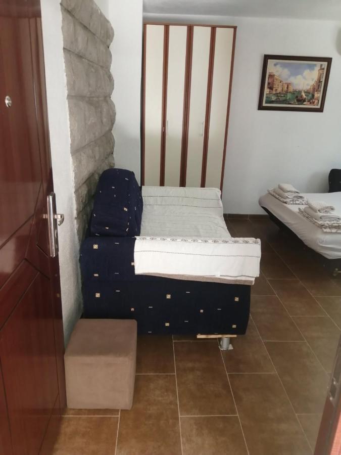 Centar Milena Apartmani Budva Buitenkant foto