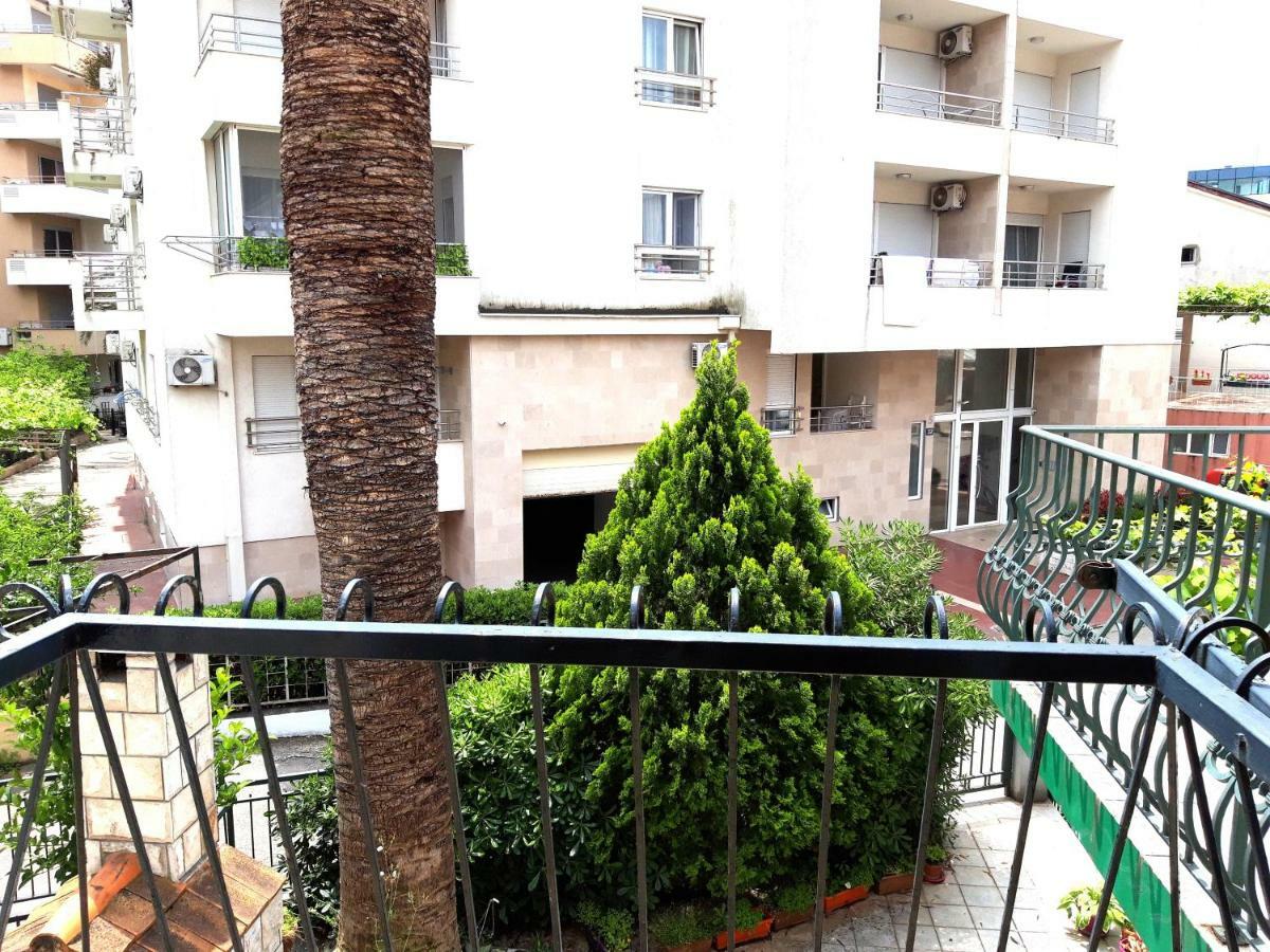 Centar Milena Apartmani Budva Buitenkant foto